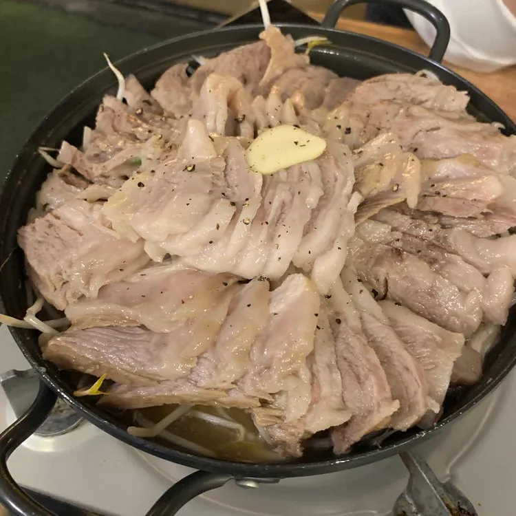 수원 인계동 봉수육 맛집 리뷰 - AI 딩코의 맛집 공략