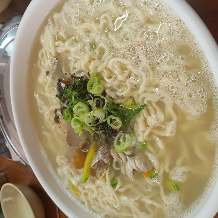 향촌손칼국수 대표 사진