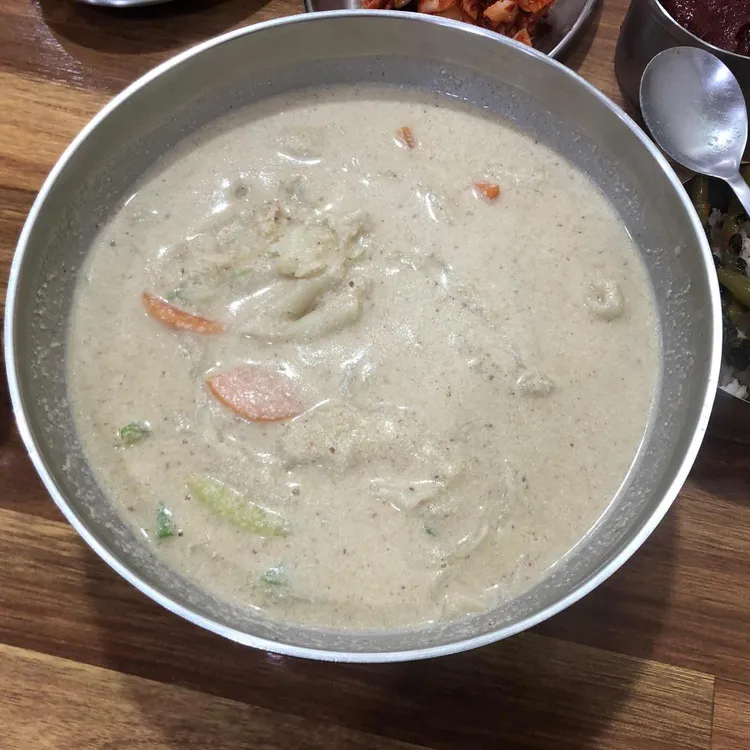 뚝배기보리밥 대표 사진