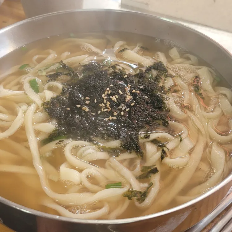 옛날홍두깨손칼국수 대표 사진