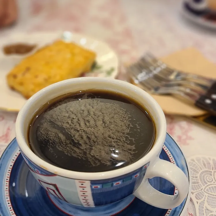 카페븨유 대표 사진
