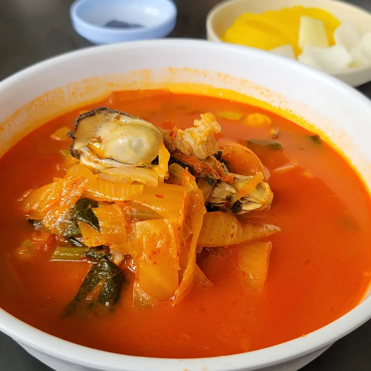 금자탑 대표 사진