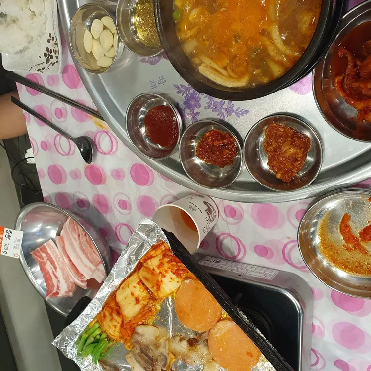 양철통 대표 사진