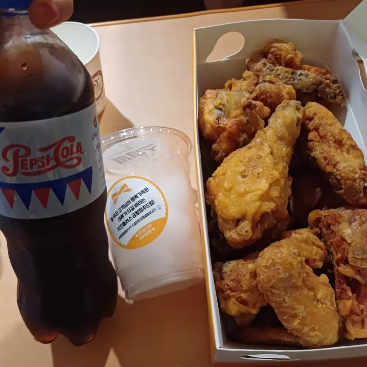치킨플러스 금왕점 이미지