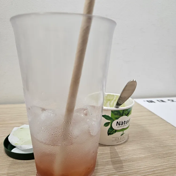미대오빠 드로잉카페 대표 사진