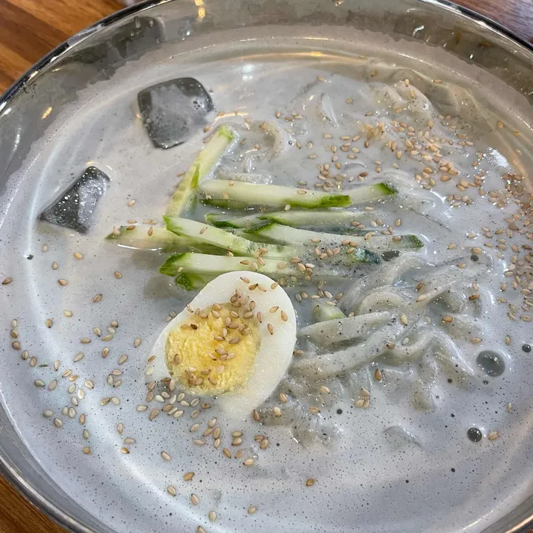가온칼국수 대표 사진