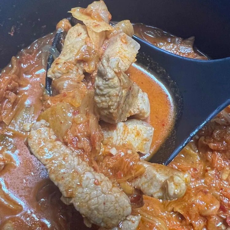 고기반햄반 김치찌개&김치찜 대표 사진