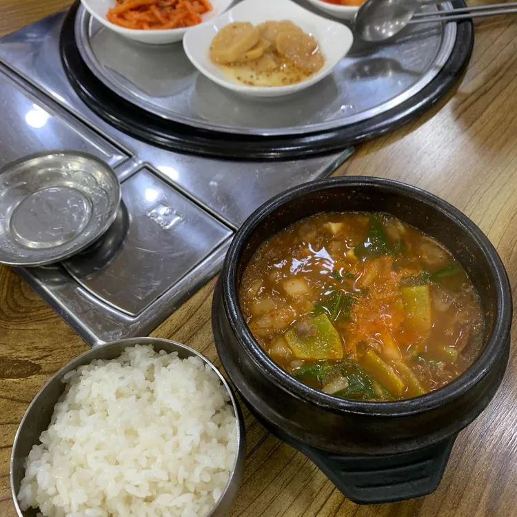 먹쇠한우가든식당 대표 사진