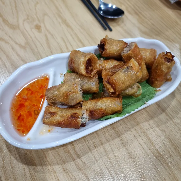 베트남쌀국수 대표 사진