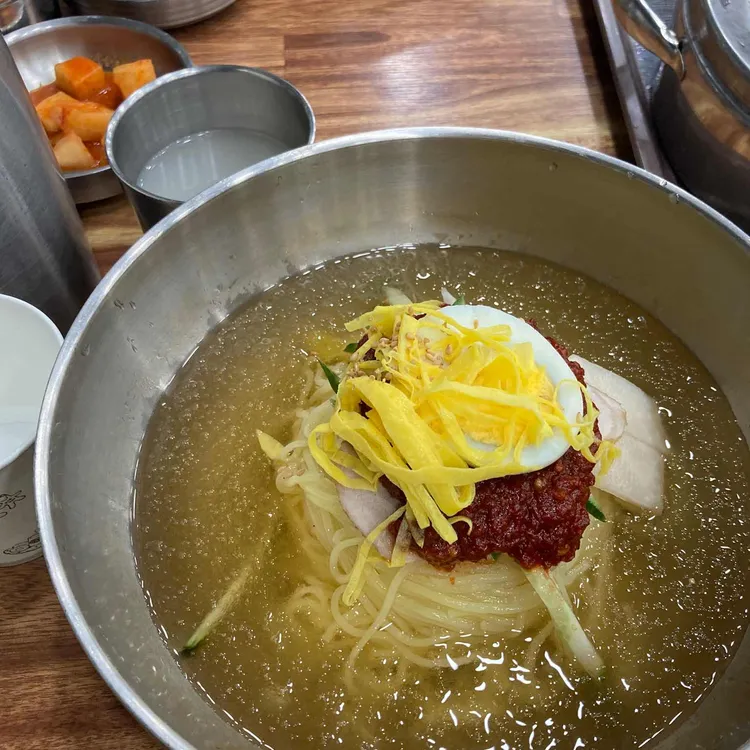 만수르 가야밀면 대표 사진