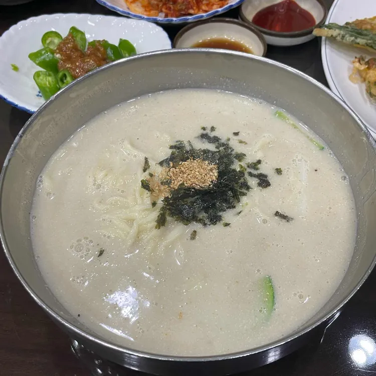 금장칼국수 대표 사진