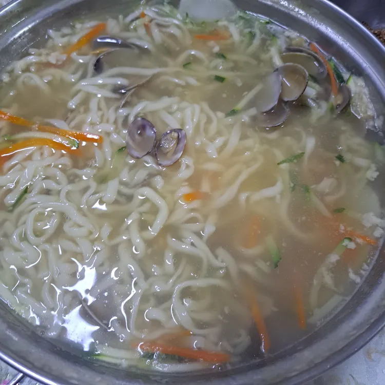 건하은칼국수 대표 사진