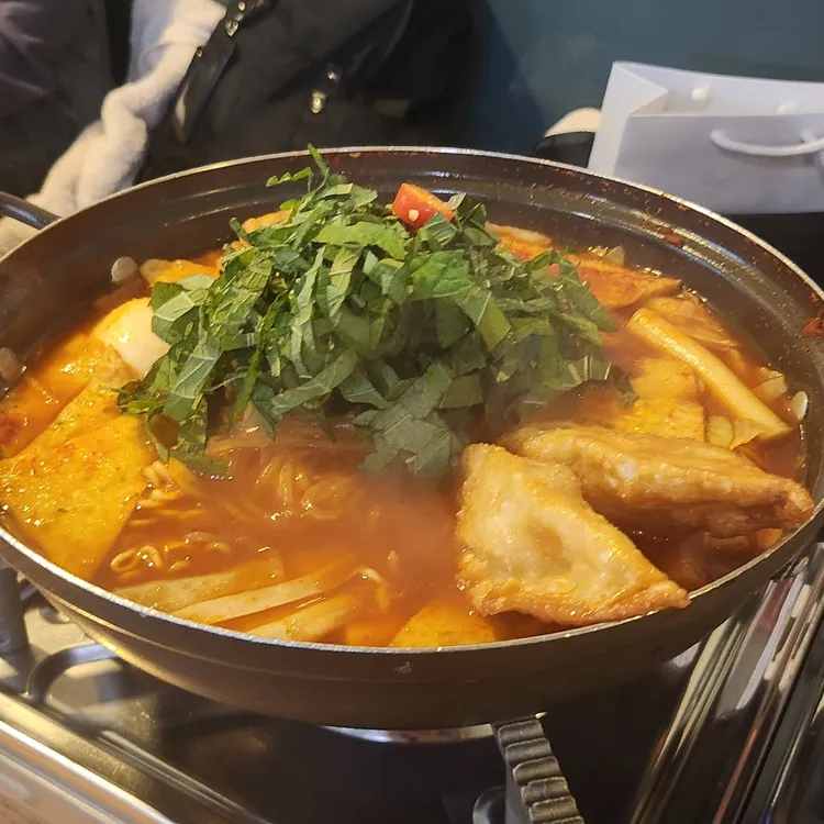 모퉁이네 대표 사진