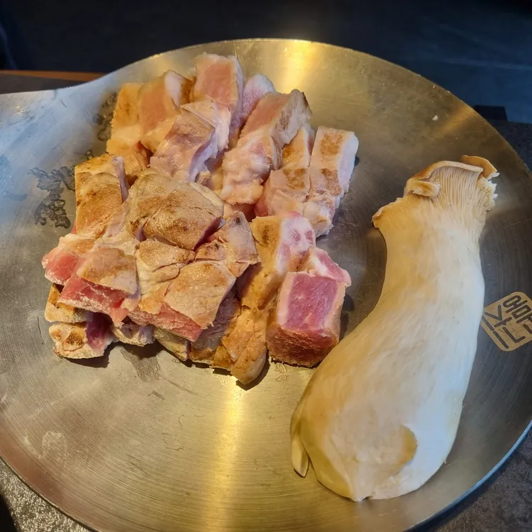 고기뭉치 대표 사진