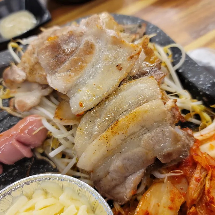 오과장대패앤샐러드바 대표 사진