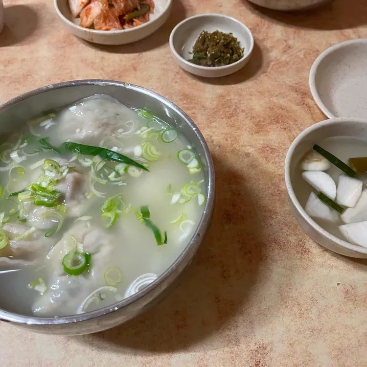 시골손만두식당 대표 사진