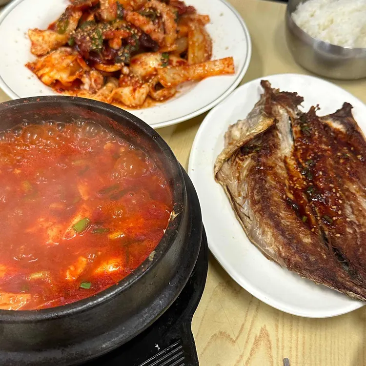 대봉식당 사진 1