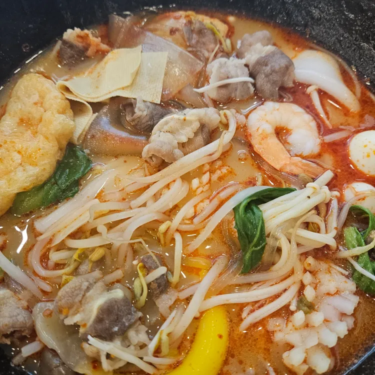 라홍방 대표 사진