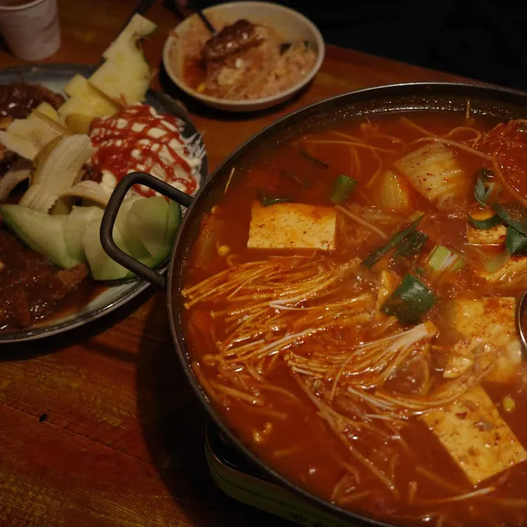 희미한옛사랑의그림자 대표 사진