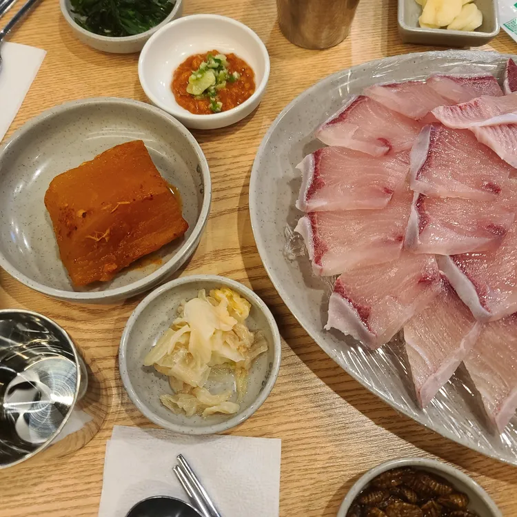 어사출또 대표 사진