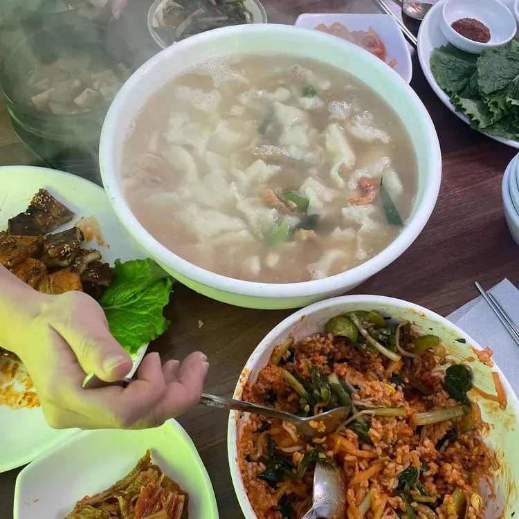 옛날청진동보리밥본가 대표 사진