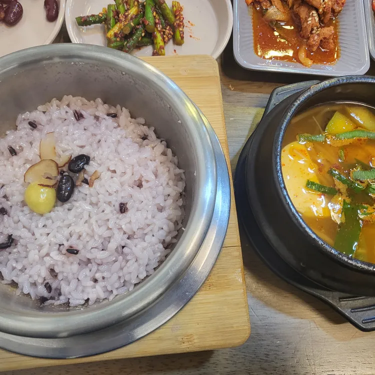 푸짐한밥상 대표 사진