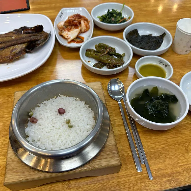 어촌 생선구이 코다리 굴밥 대표 사진