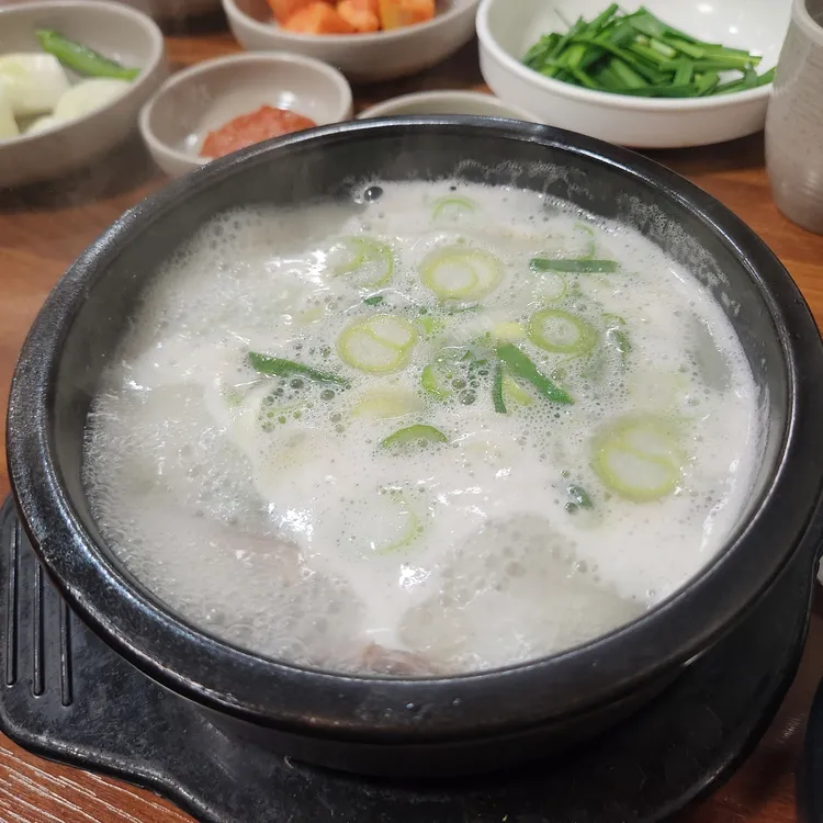 부산돼지국밥 대표 사진