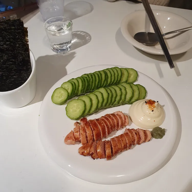 모이네 대표 사진