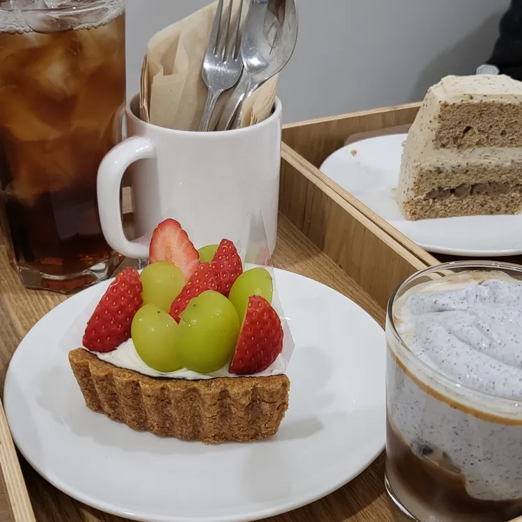 토텐 대표 사진