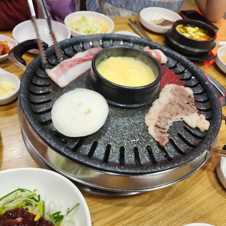 돈우네정육식당 대표 사진