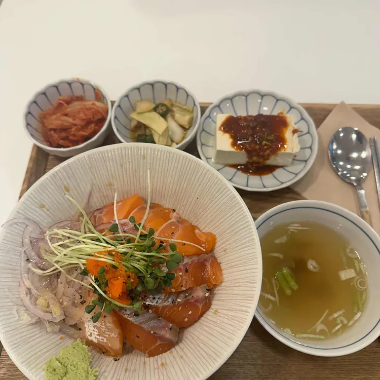 떠빱 대표 사진