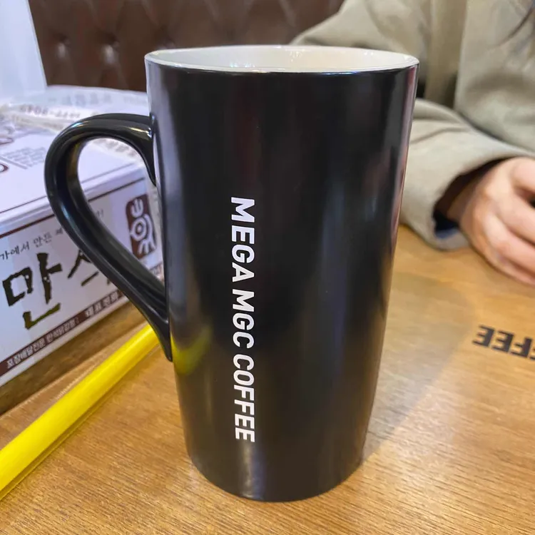 메가커피 대표 사진