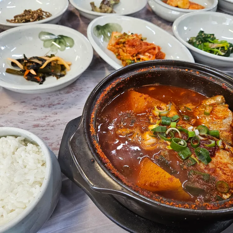 갈치를벗삼아 대표 사진