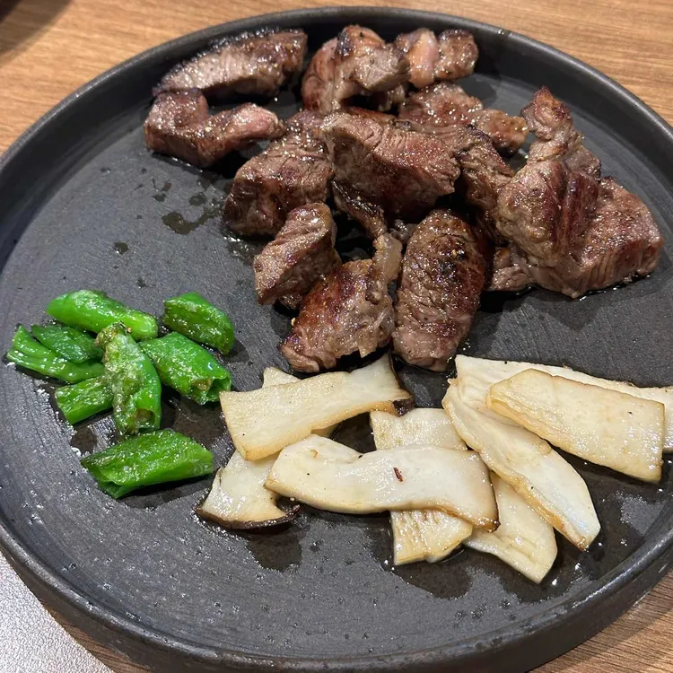 우찬 대표 사진