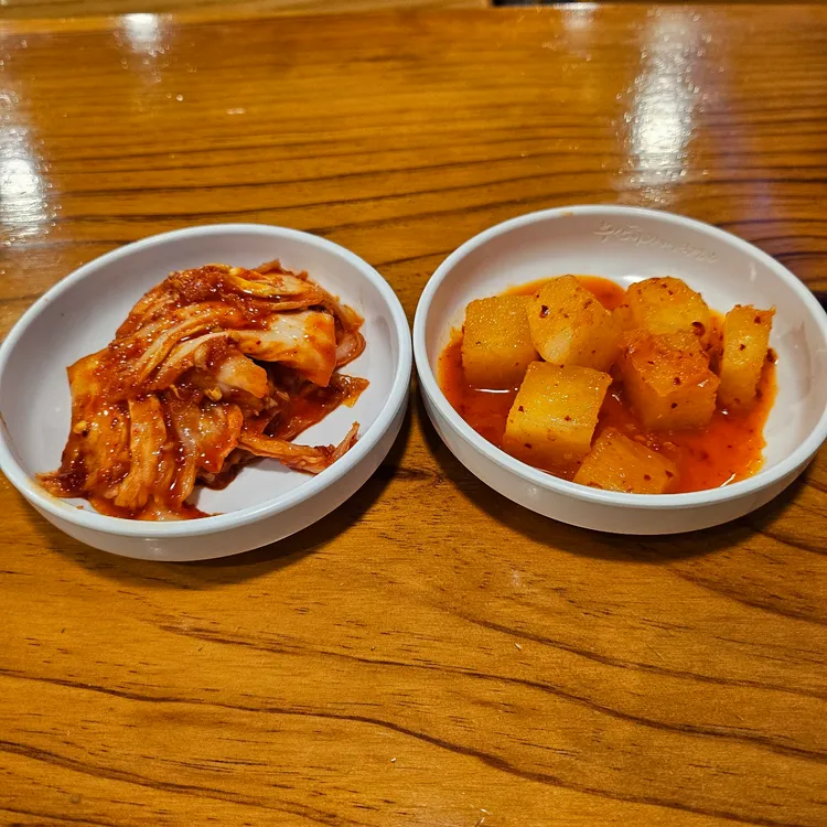부산아지매국밥 대표 사진
