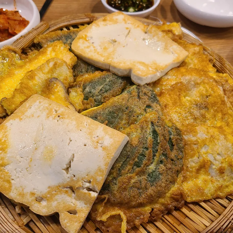 이모네전집 대표 사진