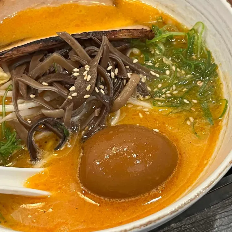 솟구쳐차기 대표 사진