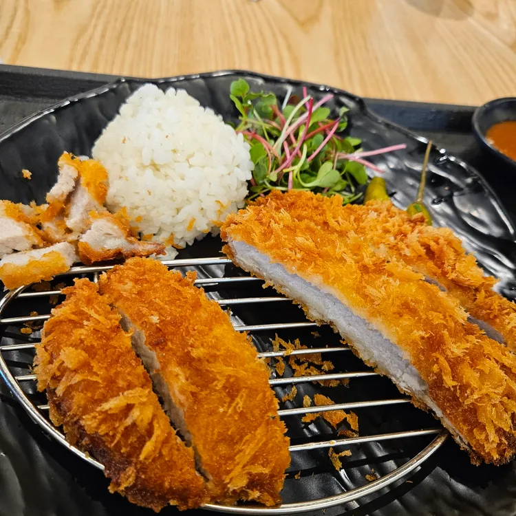 하즈벤 대표 사진