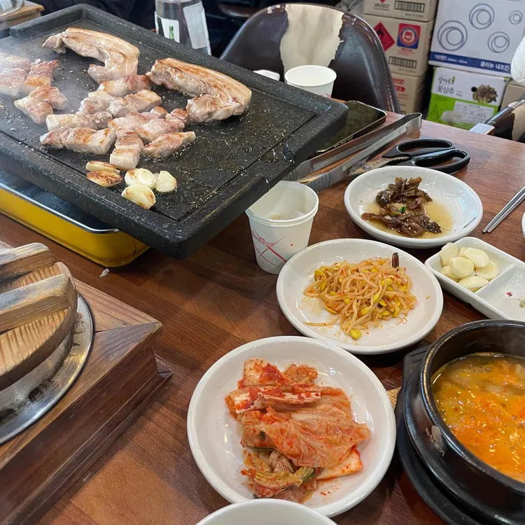 다라물돌솥쌈밥 대표 사진
