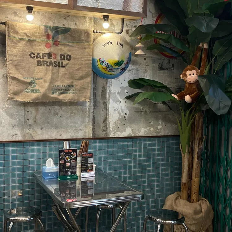 포옹남 대표 사진