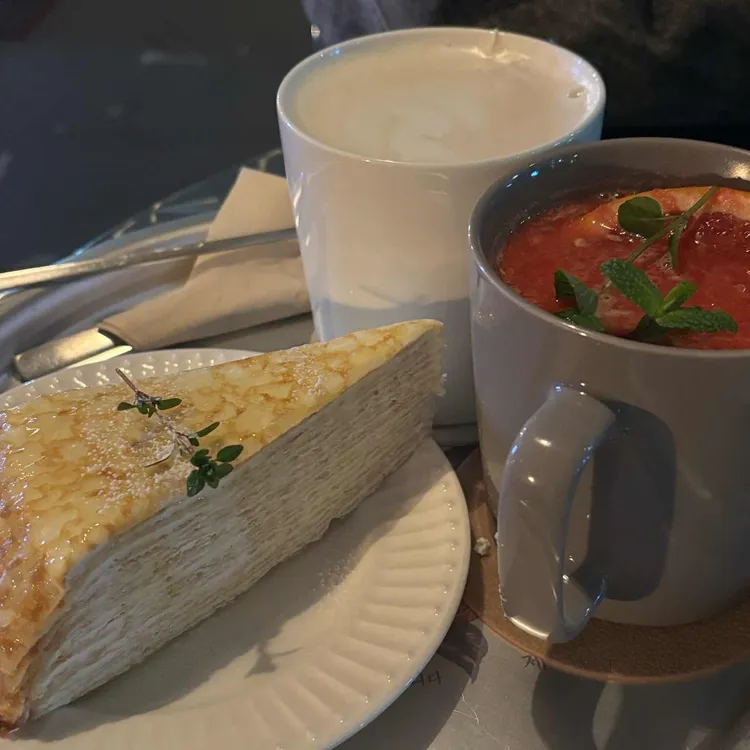 오피셜 커피 대표 사진