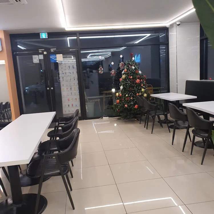 아임일리터 대표 사진