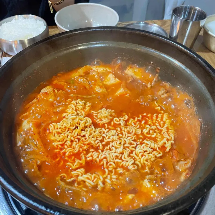김가네압구정찌개촌 대표 사진