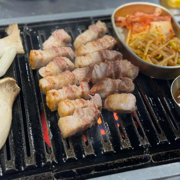 골목고기 진주본점 - 진주 삼겹살, 오돌갈비 맛집 | 다이닝코드, 빅데이터 맛집검색