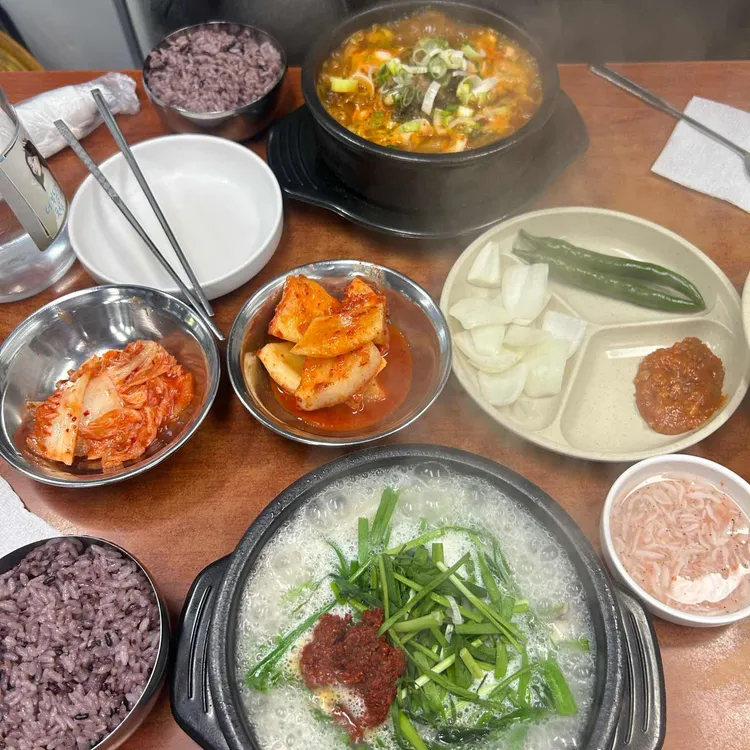 가마솥돼지국밥 대표 사진