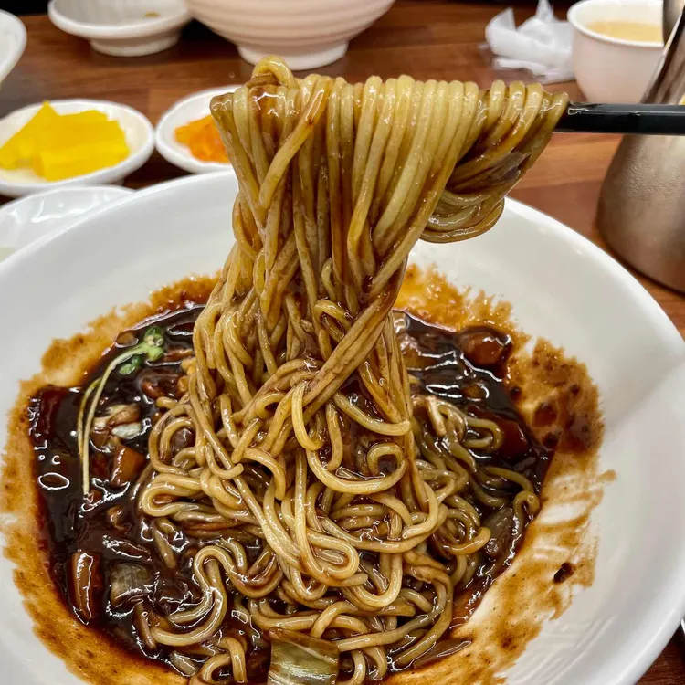 첸차이나 대표 사진