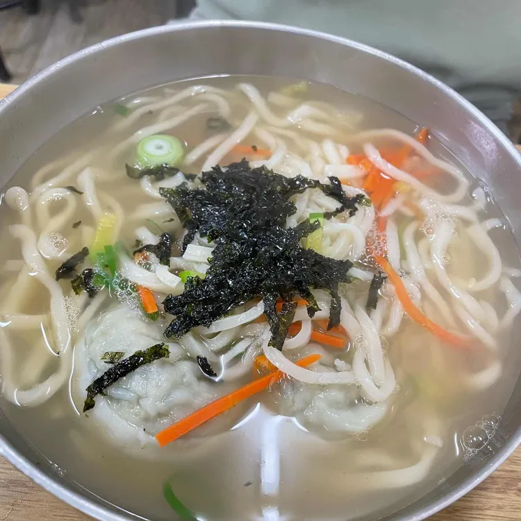 웅이네손칼국수 대표 사진