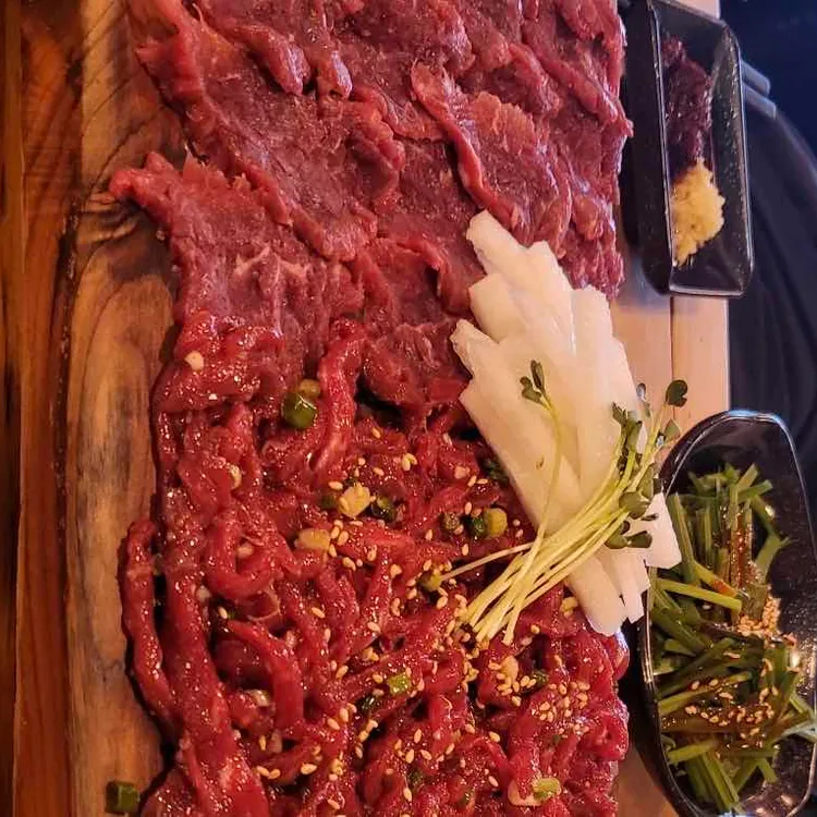 육회장군 대표 사진