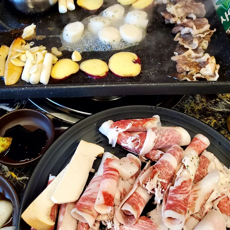고인돌삼겹살 대표 사진